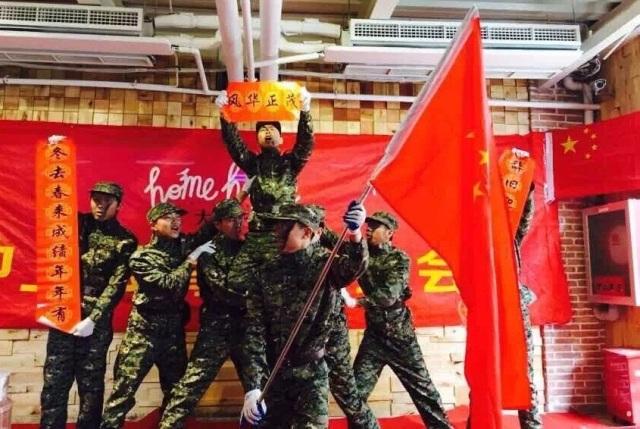 女子丢35万手镯2地铁警接力找回,警方是如何给其找回的?-有问必答平台